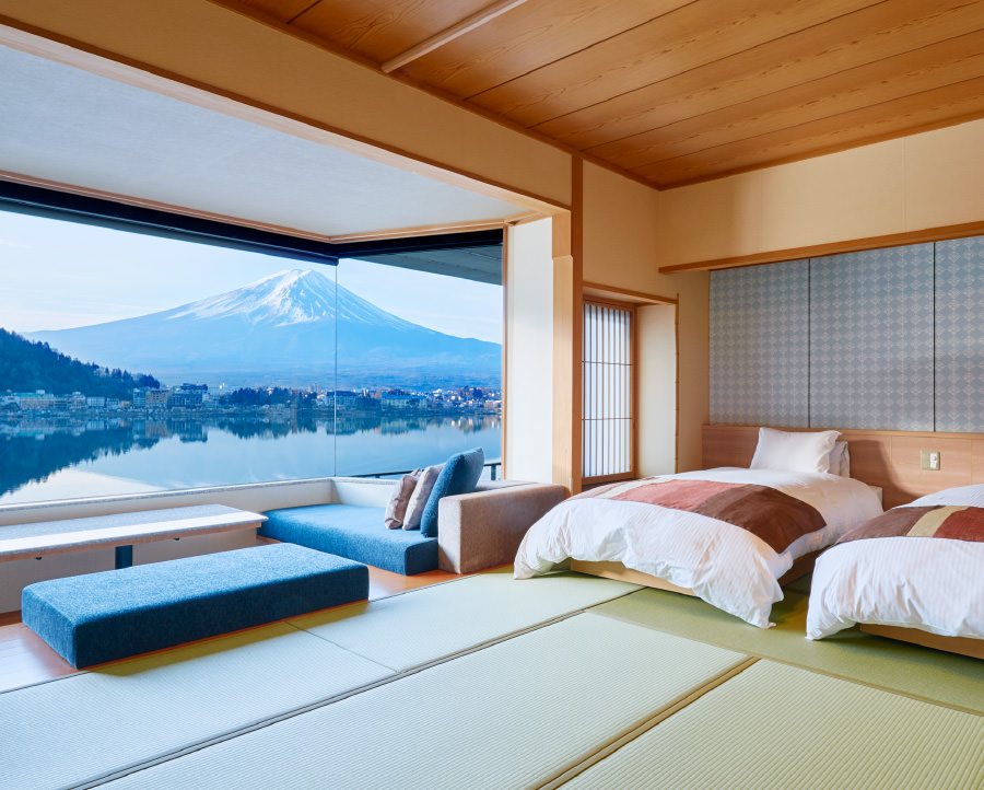 Relaxing in your room in the presence of Mt. Fuji