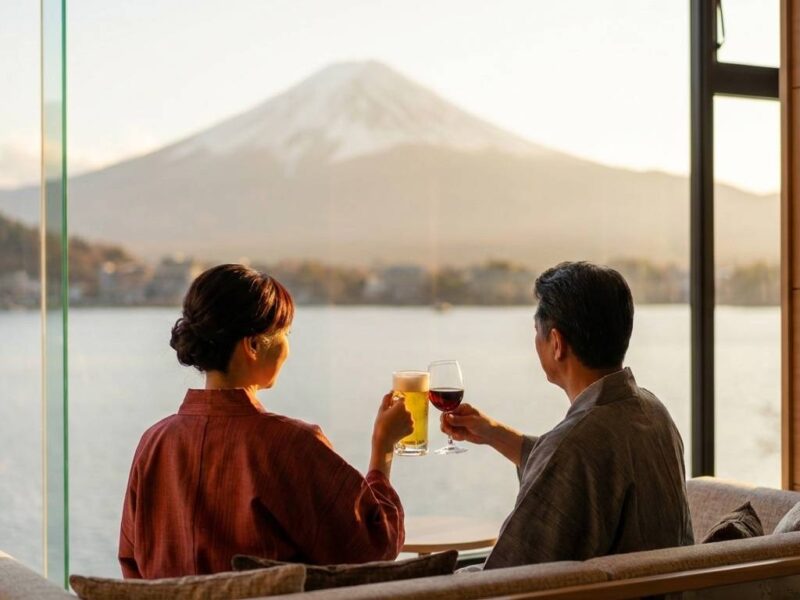 人生を祝う日本茶ラウンジ